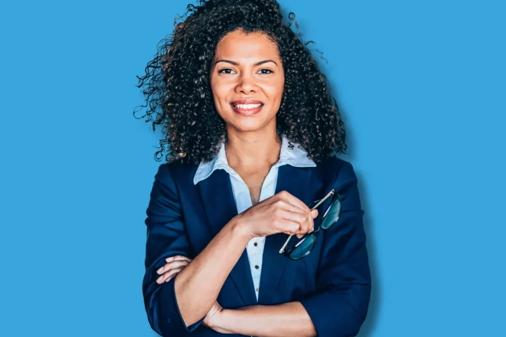 une femme professionnelle illustrant les savoirs-êtres professionnels