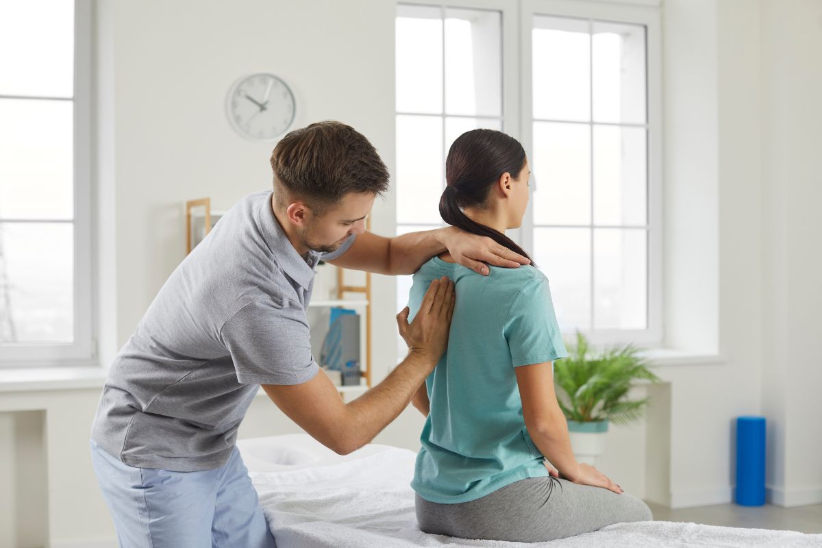 Devenir ostéopathe reconversion