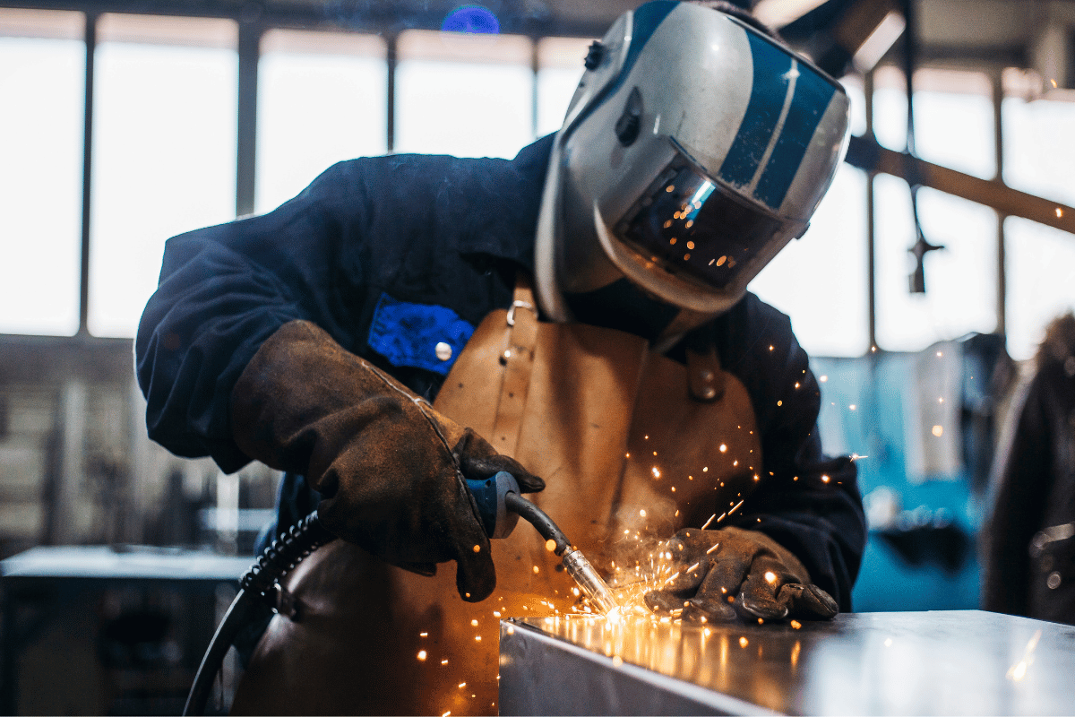 Devenir soudeur reconversion