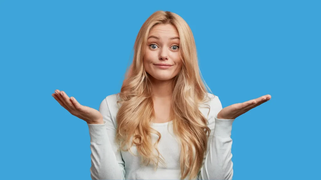 Cette femme ne sait que choisir entre un bilan de compétences ou un bilan de vie