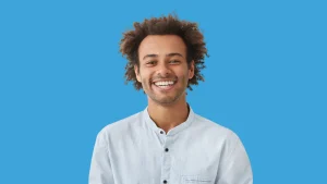 Un homme souhaite se reconvertir professionnellement dans le tourisme littoral de saint nazaire